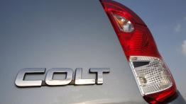 Mitsubishi Colt 2009 - prawy tylny reflektor - wyłączony