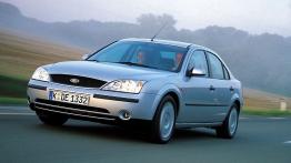 Ford Mondeo 2001 - widok z przodu