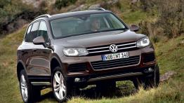 Volkswagen Touareg 2010 - widok z przodu