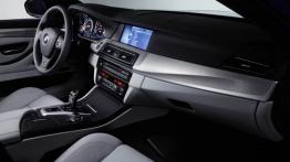 BMW M5 2012 - pełny panel przedni