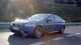 BMW M5 2012 - lewy bok