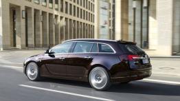 Opel Insignia Sports Tourer Facelifting (2013) - lewy bok