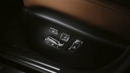 Lexus LS 460 (2013) - sterowanie regulacją foteli
