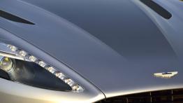 Aston Martin Vanquish Centenary Edition (2013) - maska zamknięta