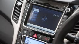 Hyundai i30 II Hatchback 3d (2013) - radio/cd/panel lcd