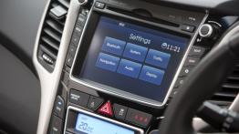 Hyundai i30 II Hatchback 3d (2013) - radio/cd/panel lcd