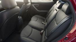 Hyundai Elantra Sedan Sport (2014) - tylna kanapa