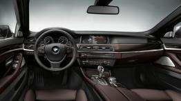 BMW serii 5 F10 Facelifting (2014) - pełny panel przedni