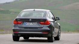 BMW 320d Gran Turismo (2014) - widok z tyłu