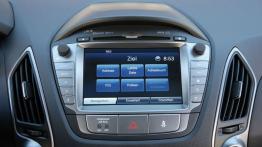 Hyundai ix35 Facelifting (2014) - ekran systemu multimedialnego