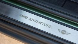 Mini Paceman Adventure Concept (2014) - listwa progowa