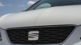 Seat Ibiza V SportCoupe TSI Facelifting (2015) - grill