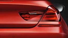 BMW M6 Coupe F13 Facelifting Competition Package (2015) - prawy tylny reflektor - wyłączony