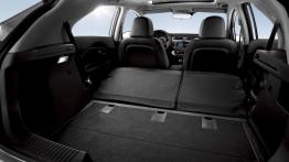 Kia Rio III Hatchback 5d Facelifting (2015) - bagażnik, tylna kanapa złożona