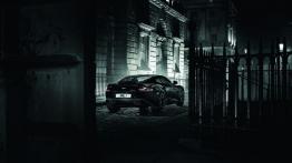 Aston Martin Vanquish Carbon Edition (2015) - tył - reflektory wyłączone