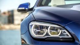 BMW 650i Coupe F13 Facelifting (2015) - prawy przedni reflektor - wyłączony