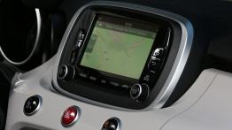 Fiat 500X (2015) - nawigacja gps