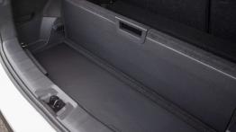Nissan Qashqai II dCi (2014) - bagażnik - inne ujęcie