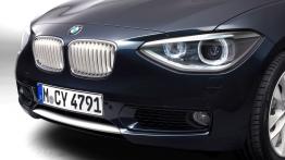 BMW 120d 2012 - zderzak przedni