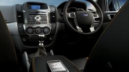 Ford Ranger 2012 - kokpit