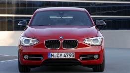 BMW 118i 2012 - widok z przodu