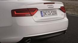 Audi A5 Cabrio 2012 - zderzak tylny