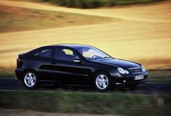 Mercedes Klasa C W203 Coupe W203 2.3 (C 230 Kompressor) 197KM 145kW 2001-2002 - Oceń swoje auto