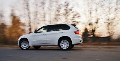BMW X5 E70 SUV Facelifting xDrive M50d 381KM 280kW 2012-2013