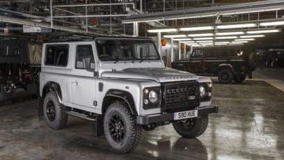 Land Rover Defender 2,000,000 (2015)