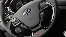 Kia ceed II GT (2013) - sterowanie w kierownicy