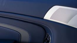 Aston Martin V12 Vantage S (2013) - drzwi kierowcy od wewnątrz
