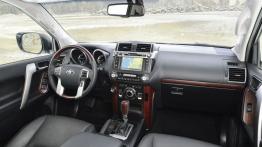 Toyota Land Cruiser 150 Facelifting (2014) - pełny panel przedni