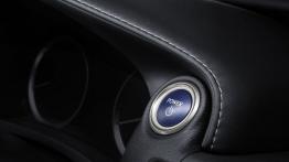 Lexus IS 300h (2014) - przycisk do uruchamiania silnika