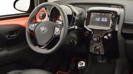 Toyota Aygo II (2014) - kokpit