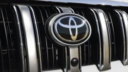 Toyota Land Cruiser 150 Facelifting (2014) - logo