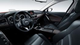 Mazda 6 III Kombi Facelifting (2015) - widok ogólny wnętrza z przodu