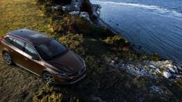 Volvo V60 Cross Country (2015) - widok z góry