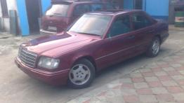 Mercedes Klasa E W124 Sedan 3.0 D 136KM 100kW 1993-1995