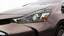Toyota Prius V Facelifting (2015) - lewy przedni reflektor - wyłączony