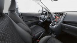 Toyota Verso-S Facelifting (2015) - widok ogólny wnętrza z przodu
