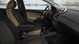 Seat Ibiza V Hatchback 5d TSI Facelifting (2015) - widok ogólny wnętrza z przodu