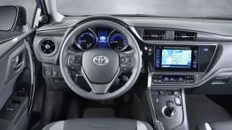 Toyota Auris II Hatchback Facelifting Hybrid (2015) - kokpit