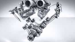Mercedes-AMG GT S (2015) - schemat konstrukcyjny elementów silnika