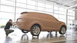 Land Rover Discovery Sport (2015) - projektowanie auta