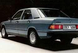 Mercedes 190 2.0 E 113KM 83kW 1985-1986