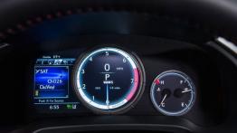 Lexus RX IV 350 F-Sport (2016) - zestaw wskaźników