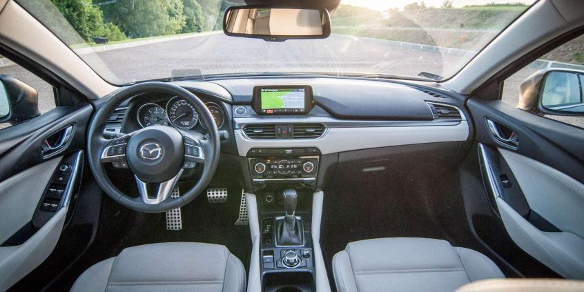 Mazda 6 Wagon 2.2 Skyactiv-D - duchowe technologie