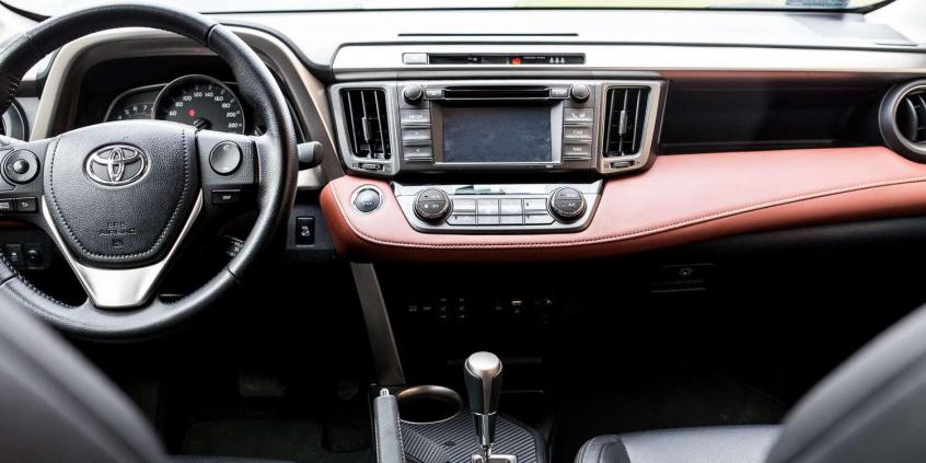 Toyota RAV4 2.0 Valvematic 152 KM - praktyczność wciąż w cenie