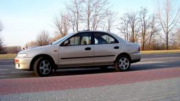 Mazda 323 V S 1.5 i 16V 88KM 65kW 1994-1998