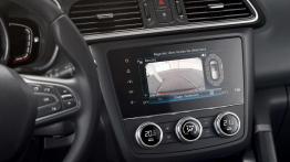 Renault Kadjar (2018) - ekran systemu multimedialnego